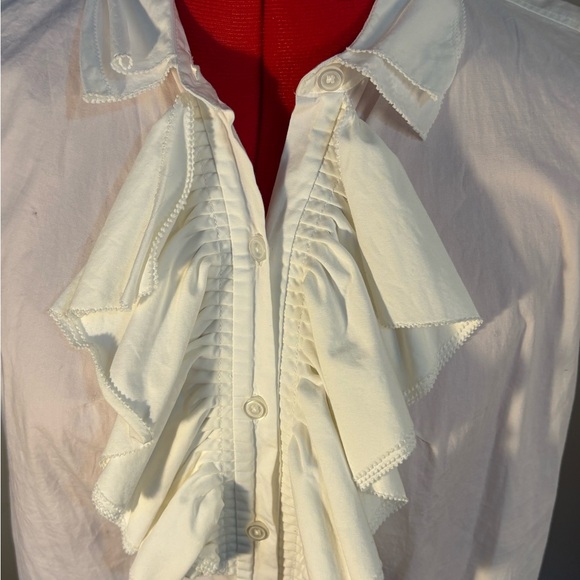 White Ruffled Sleeveless Blouse - Picture 3 of 7